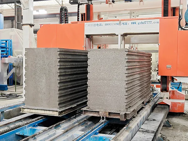 Machine de découpe de panneaux en béton à portique à double voie